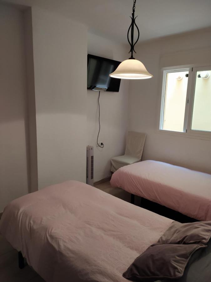 Precioso Apartamento Con Garaje En Avenida Andalucia 77 Playa Mezquitilla الغاروبو المظهر الخارجي الصورة